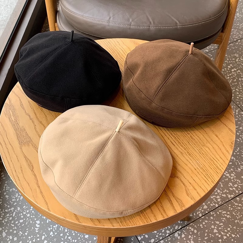 autumn and winter new woolen beret fashion british style painter hat retro easy matching make your face look smaller beret men and women Application Scenario