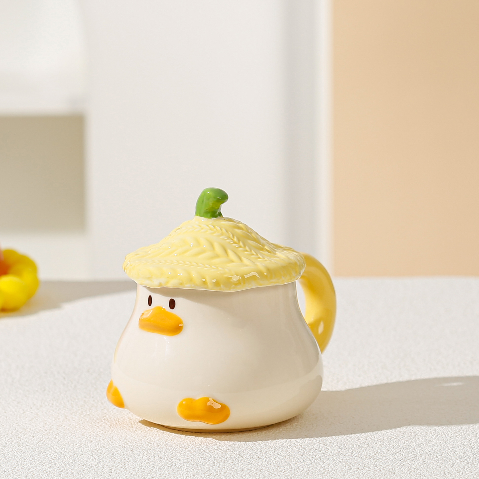 cartoon little duck mug underglaze cup cover cute water glass good-looking household ceramic cup breakfast cup Application Scenario