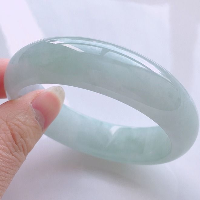 myanmar jade bracelet ice-like light green oil green jade bracelet women's fresh bracelet floating flowers yang green ice waxy kinds Specification drawing