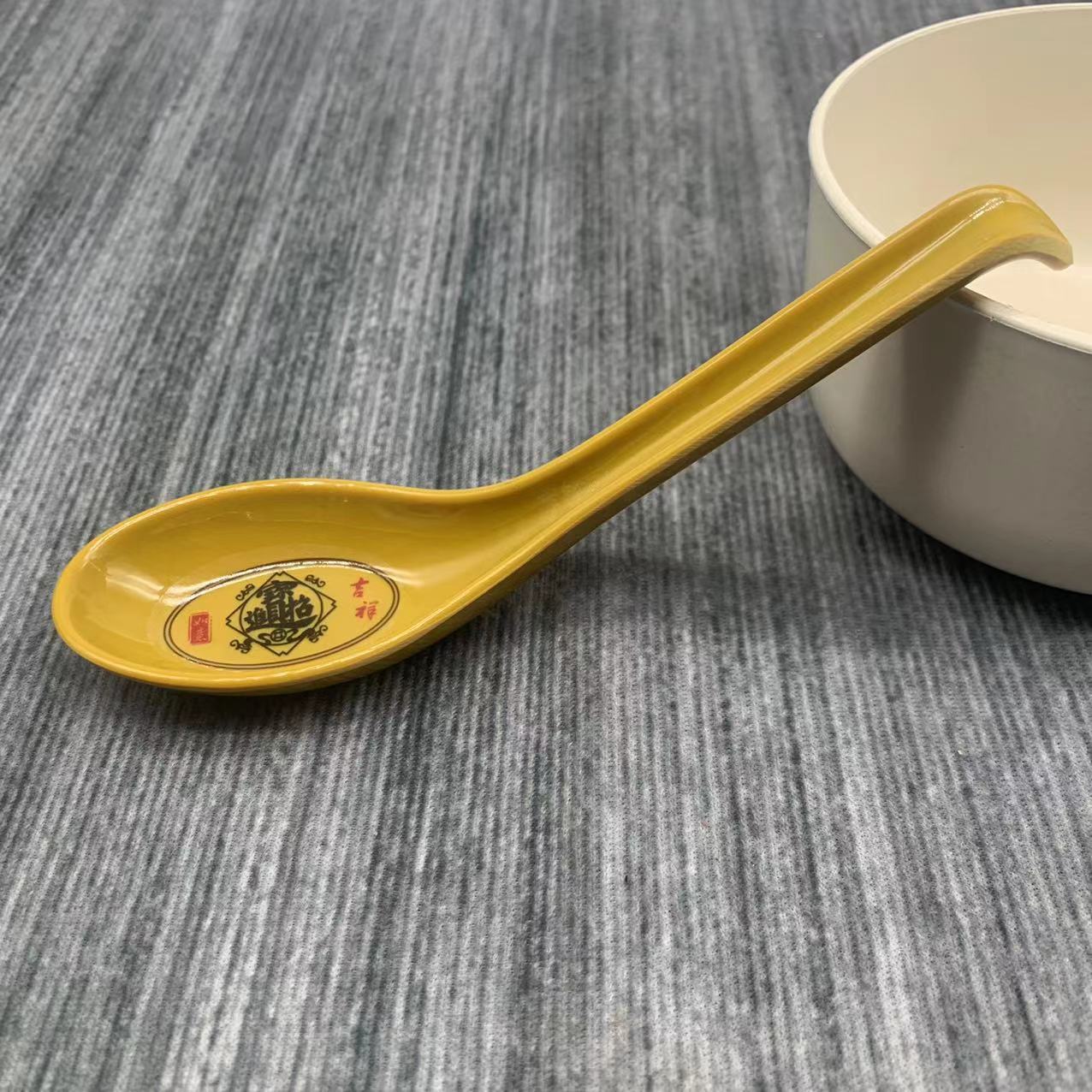 colorful melamine dinnerware spoon with hook tail spoon drop-resistant soup drinking spoon commercial thickened spoon catering hotel plastic tableware Application Scenario