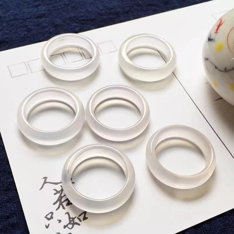 ice-like white chalcedony natural brazil agate ring ring shank handheld flexible ring jade chalcedony ring couple rings jade wholesale details Picture