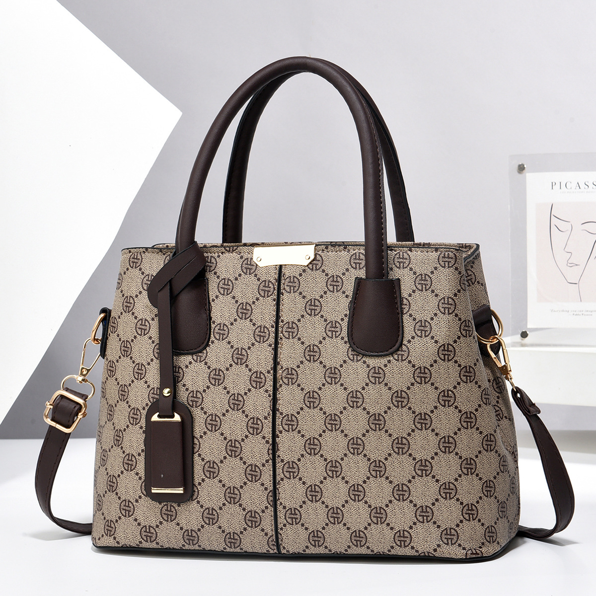 big bag 2025 new fashion handbag middle-aged mother bag large capacity shoulder bag messenger bag women's foreign trade bags Item Picture