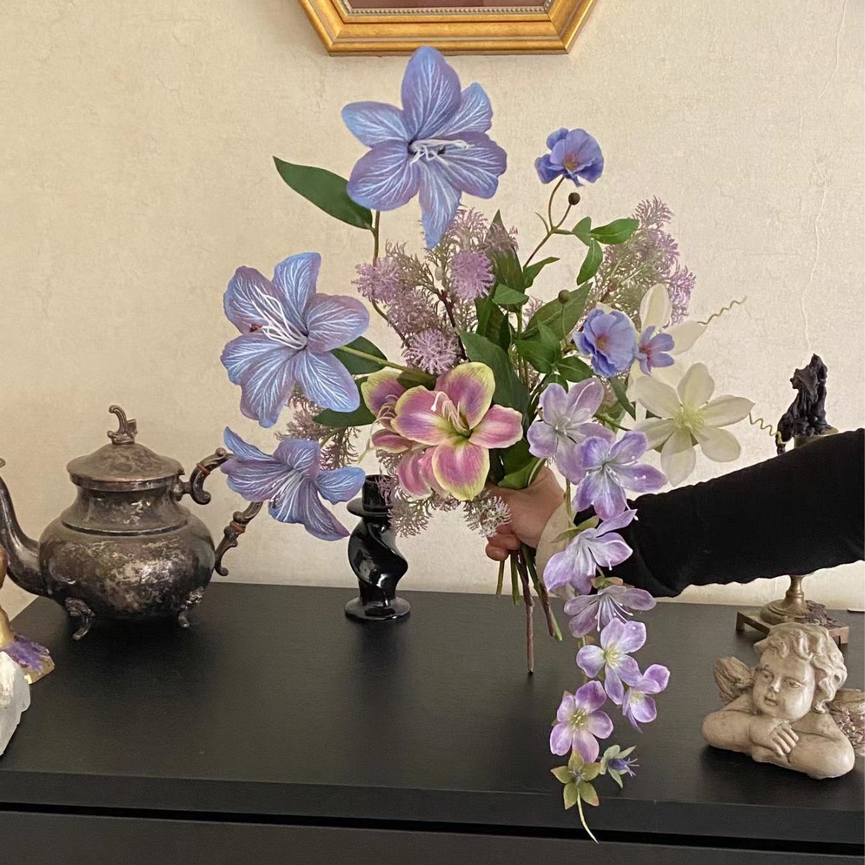 jardin monet purple artificial flower internet famous photo taking punch-in landscape diy layout window soft decoration with fake flower full figure