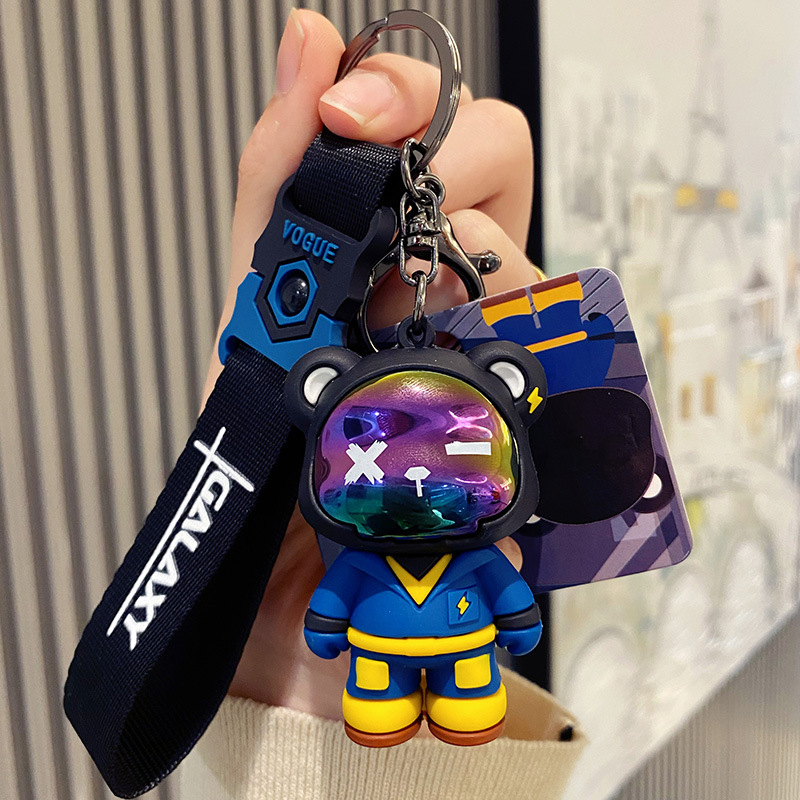 trendy cool flash electric bear keychain personalized bag ornaments female exquisite key chain cartoon boys car key pendant Application Scenario