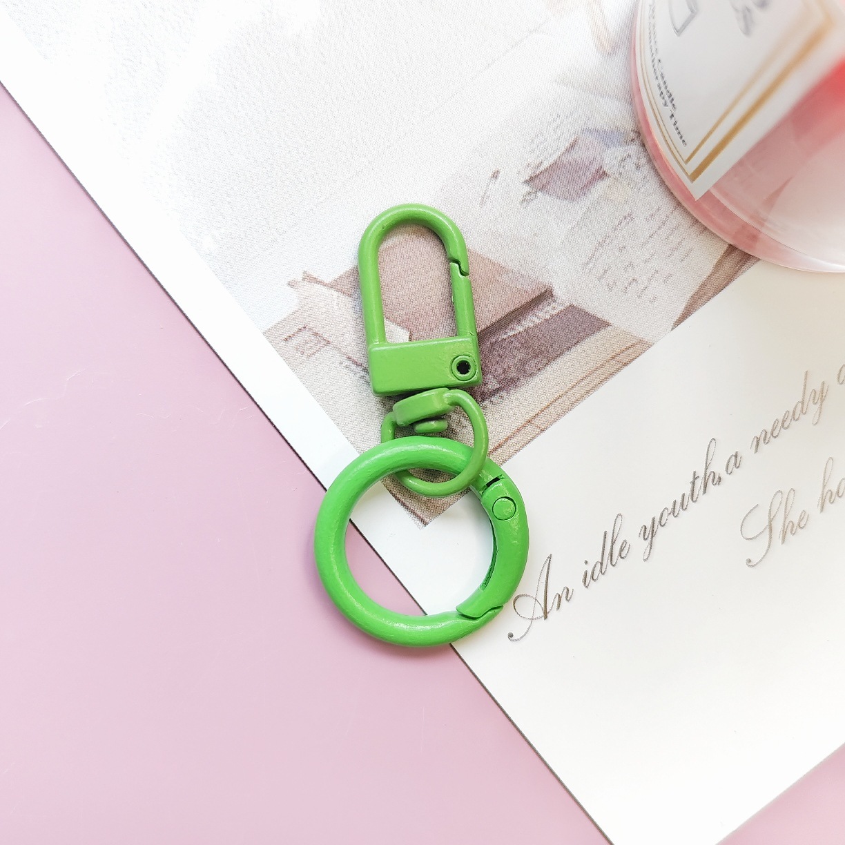 macaron color keychain diy ornament accessories pendant candy color door latch spring coil keychain color ornaments Application Scenario