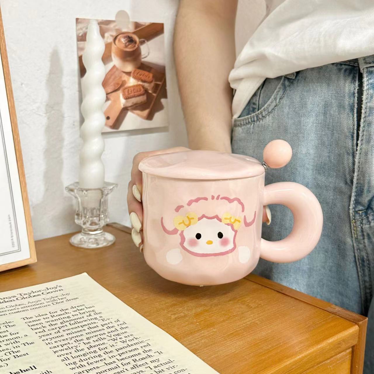 ceramic mug with cover spoon good-looking cup gift female household water cup cute couple coffee and breakfast cup details Picture