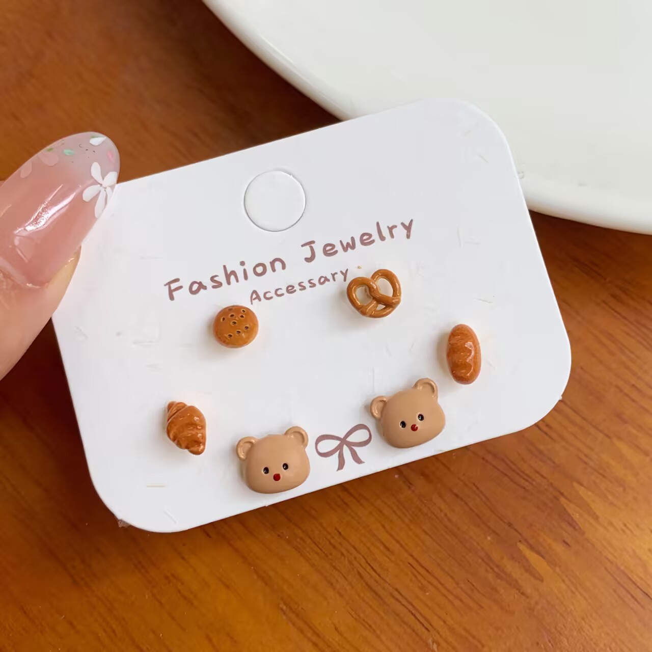 mini silver stud earrings set cartoon cute yiwu autumn and winter caramel bread small ear studs maillard earrings niche details Picture