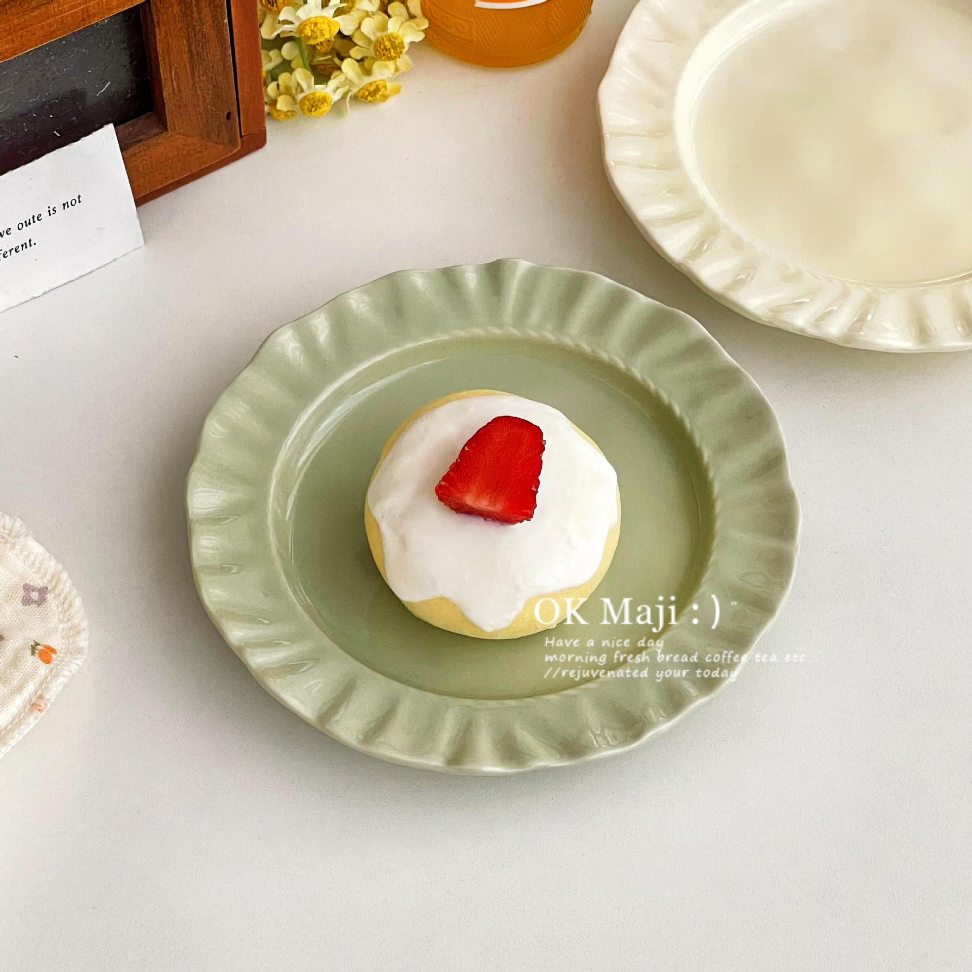 ceramic 6-inch cake dishes household 2025 new plate ins style exquisite beautiful high-grade fruit dessert plate full figure