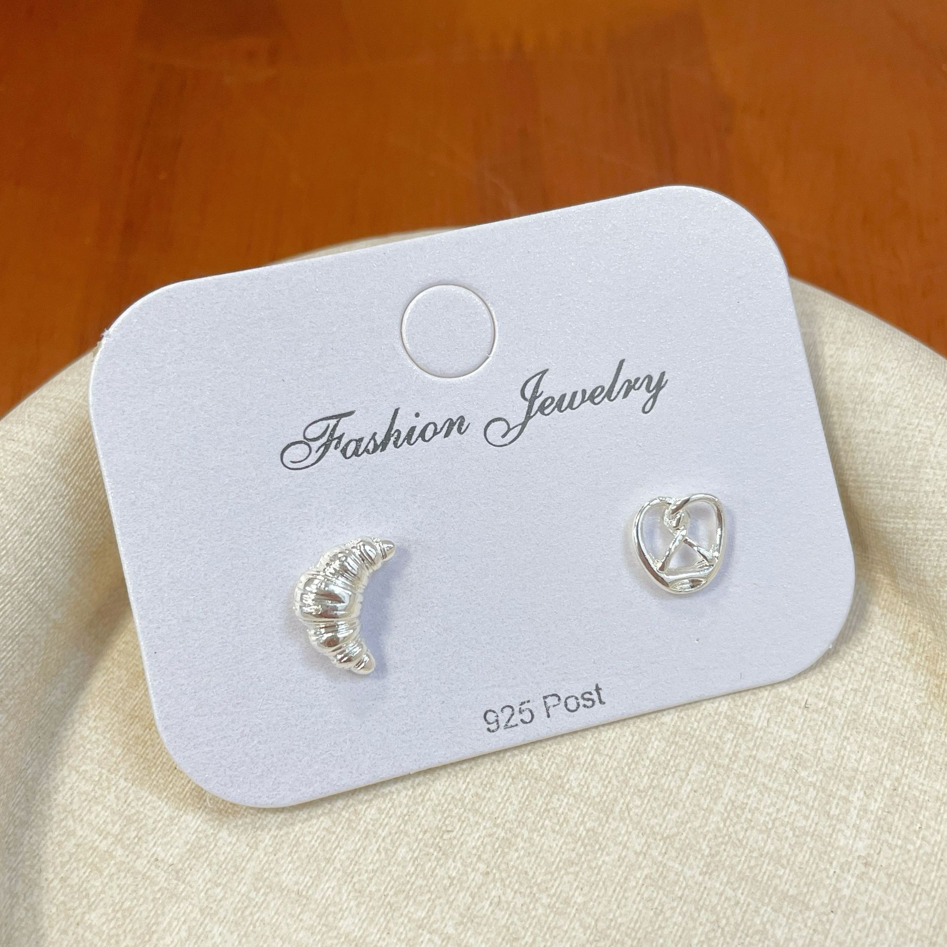 mini silver stud earrings set cartoon cute yiwu autumn and winter caramel bread small ear studs maillard earrings niche Item Picture