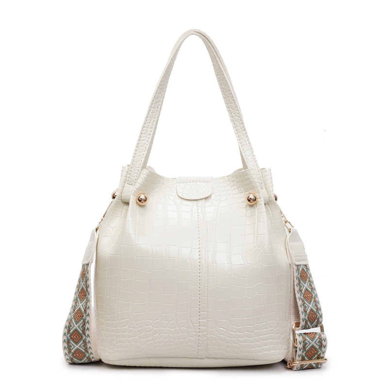 cross-border bag women's high sense versatile bucket bag summer 2025 new broadband shoulder messenger bag women's handbag Application Scenario