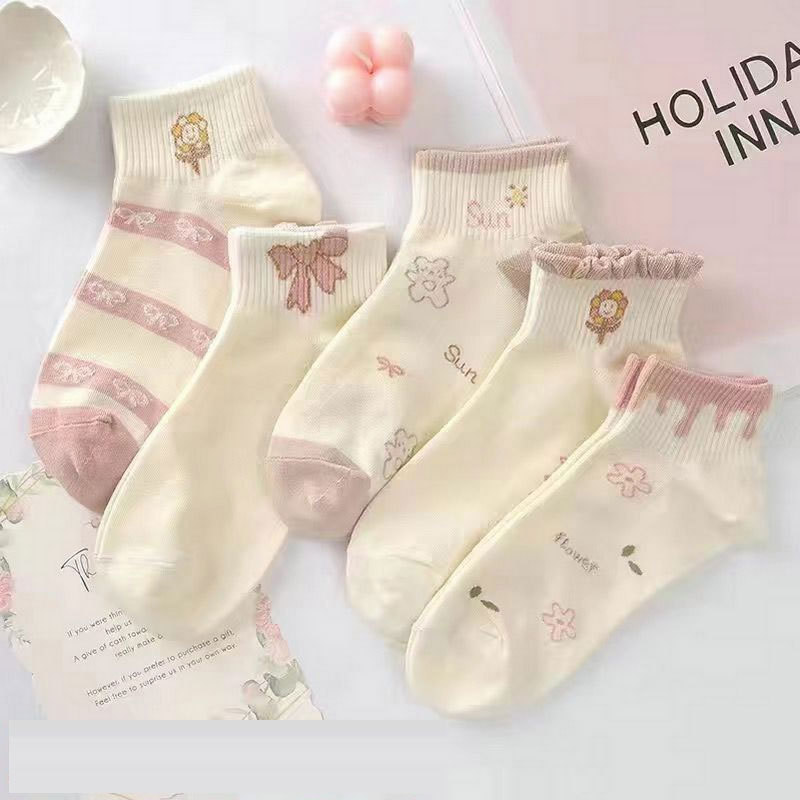 women's short socks spring/summer/autumn ins style cute wild korean style new short socks women's socks short ankle socks wholesale Application Scenario