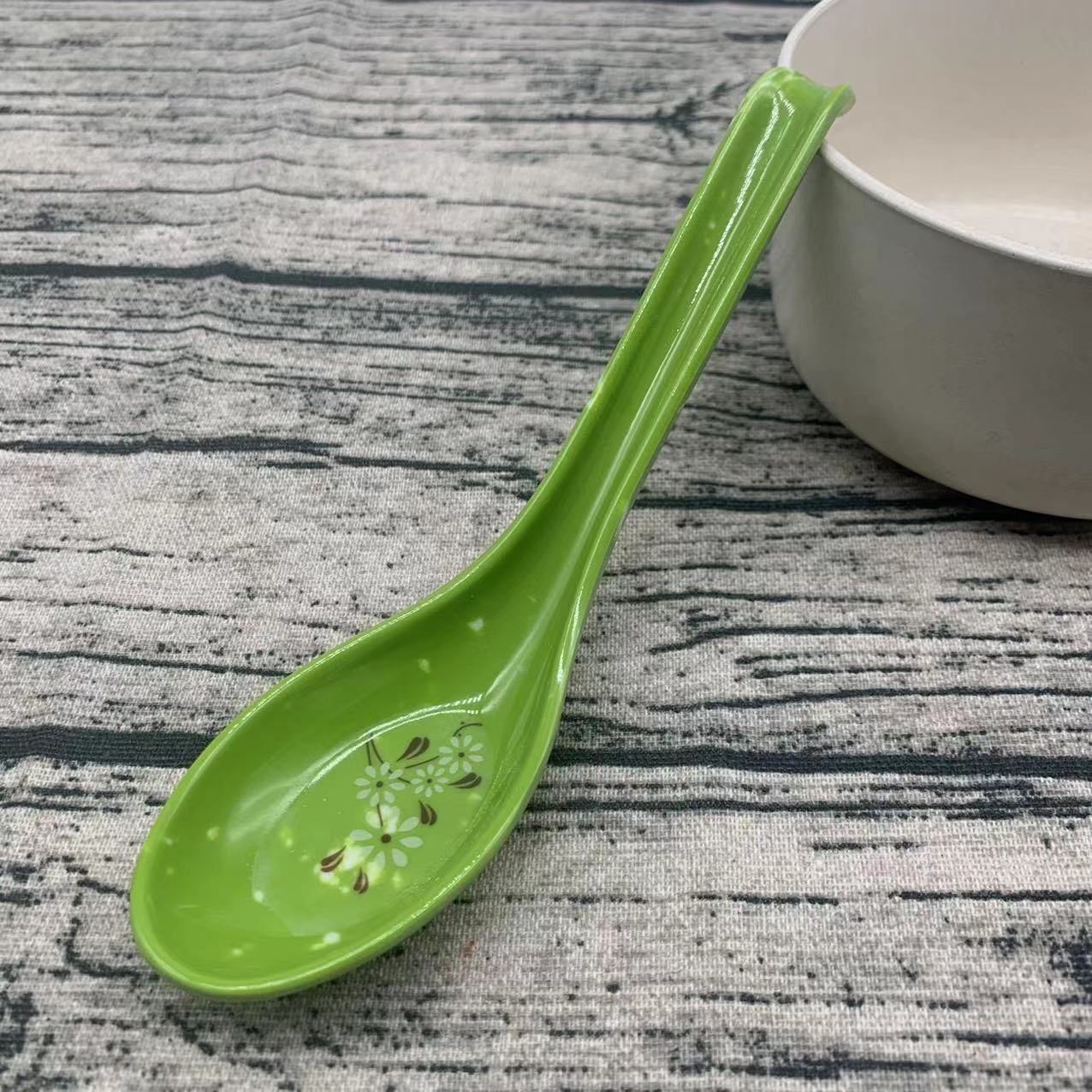 colorful melamine dinnerware spoon with hook tail spoon drop-resistant soup drinking spoon commercial thickened spoon catering hotel plastic tableware details Picture