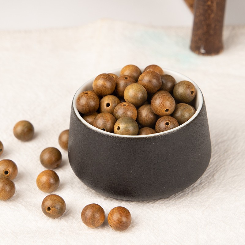 source factory direct wholesale golden sandalwood wooden round beads buddha beads rosary scattered beads diy bracelet jewelry accessories solid wood beads wholesale Item Picture