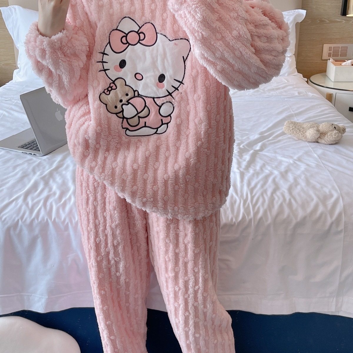 cartoon  coral velvet pajamas women's 2025 winter new fleece-lined thickened loungewear winter warm long sleeves suit Specification drawing