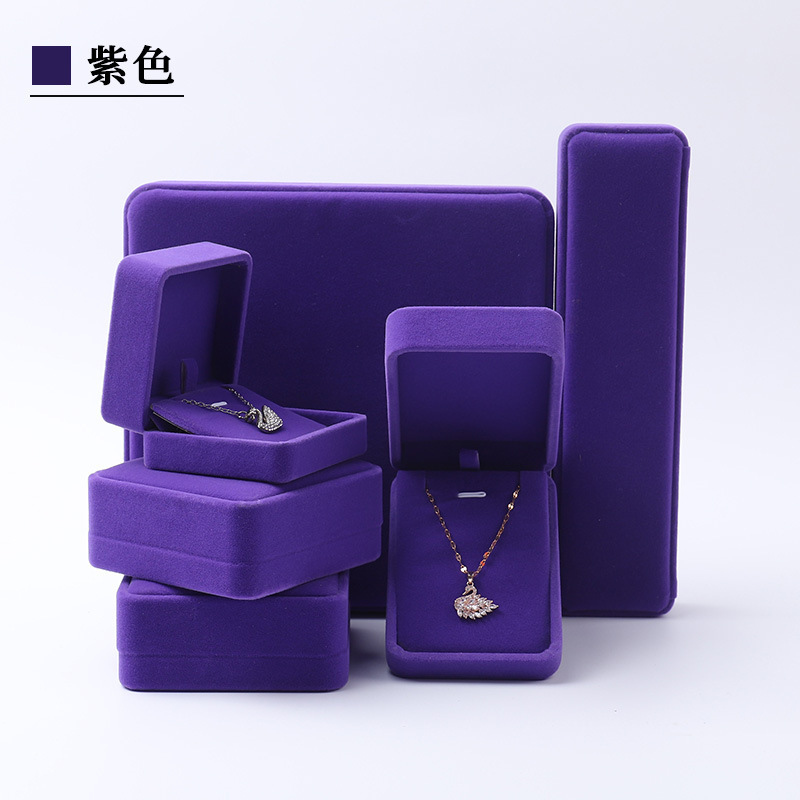 manufacturer flannel jewelry box ring box round corner ear stud necklace packing box jewelry bracelet bangle box wholesale Application Scenario