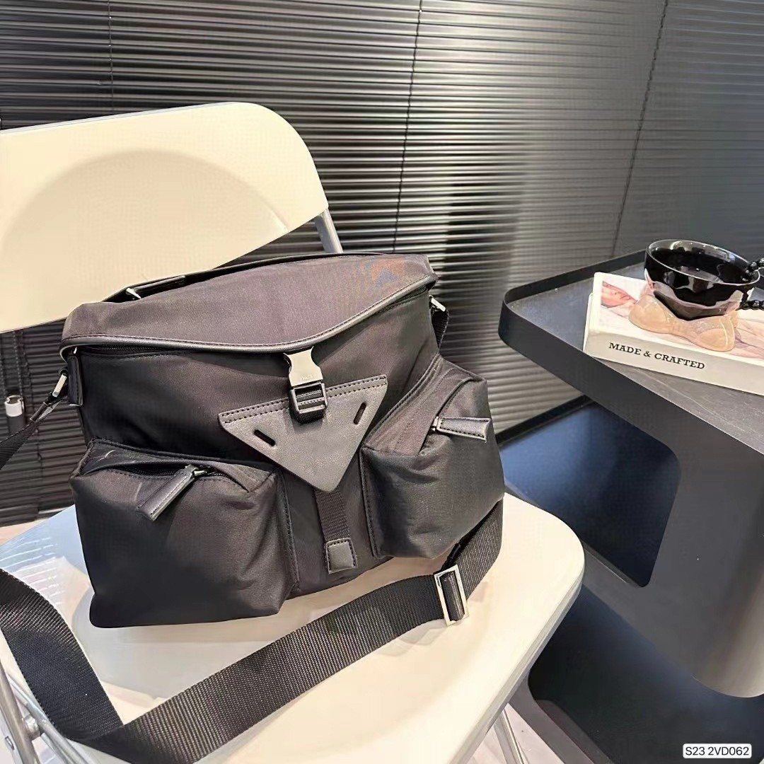 diaper bag men's european and american fashion high sense backpack large capacity business travel casual and lightweight commuter computer bag details Picture