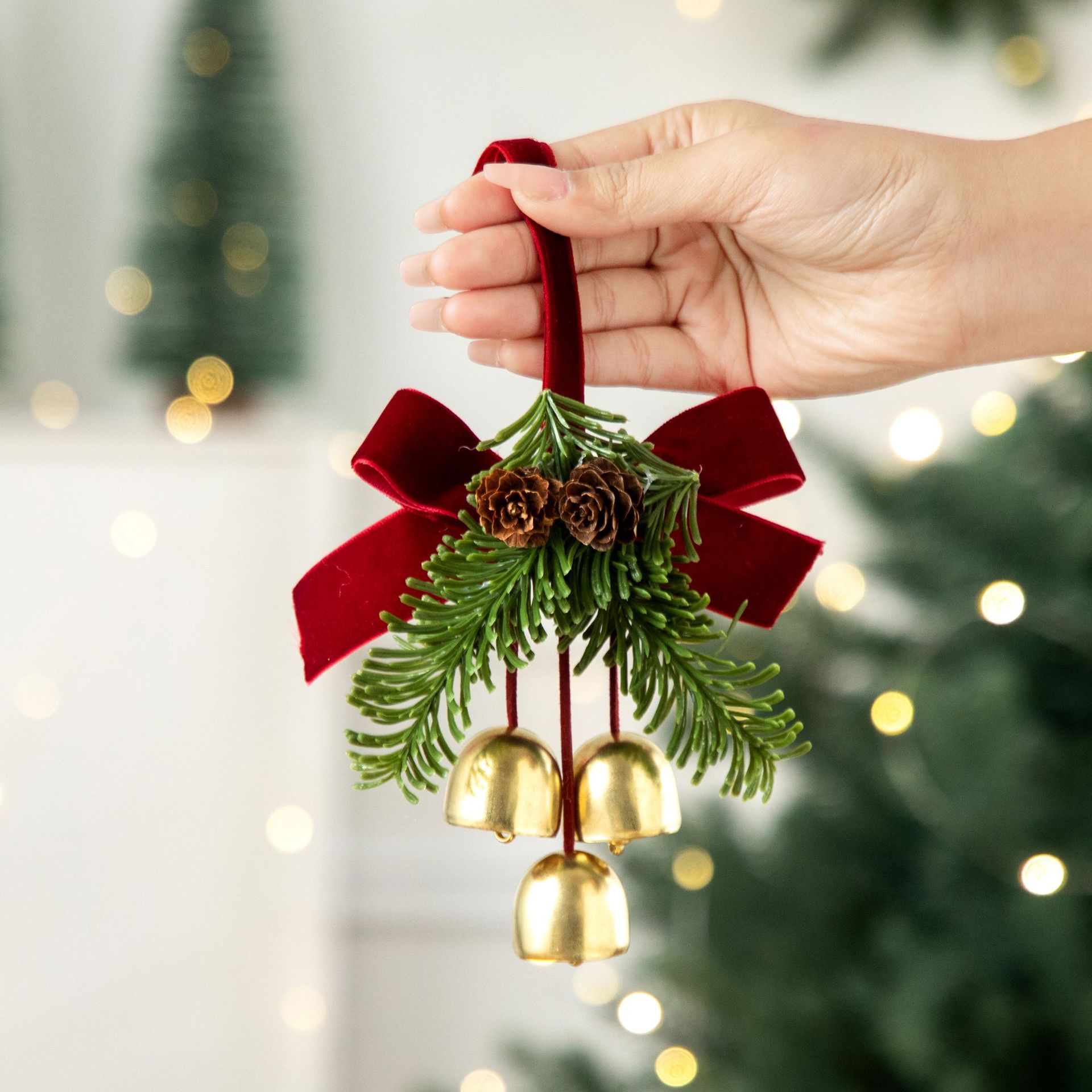 2026 new christmas decorations jingling bell garland pendant christmas tree decorations atmosphere scene ornaments Application Scenario