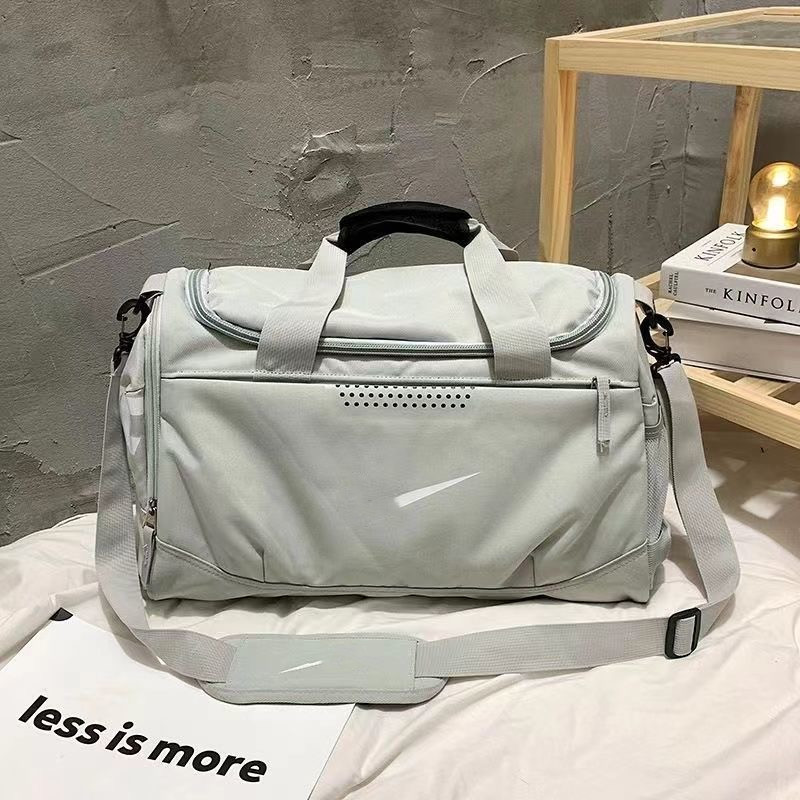 outdoor large capacity sports gym bag new fashion shoulder bag short-distance travel leisure portable travel bag Specification drawing