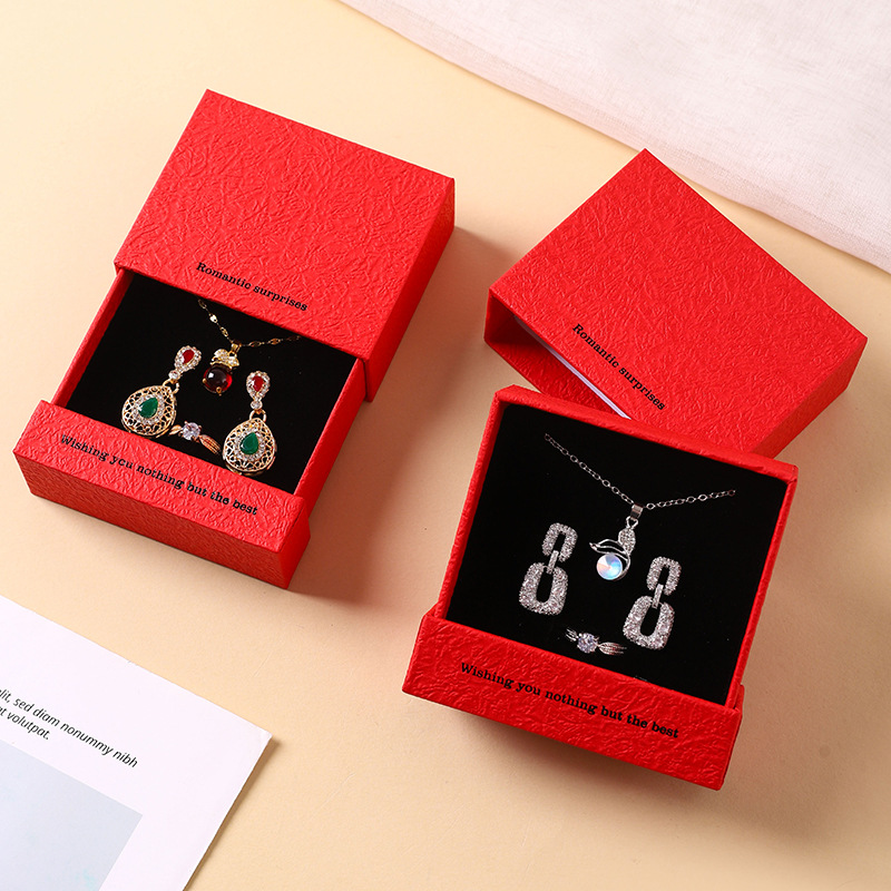 spot wear armor jewelry box wear armor box necklace earring jewelry box anti-oxidation pe film suspension earrings box Specification drawing