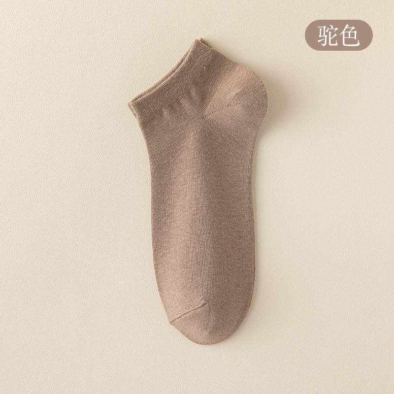 socks male socks spring and summer solid color deodorant and sweat-absorbing short cotton socks spring and autumn thin black men's boat socks Application Scenario