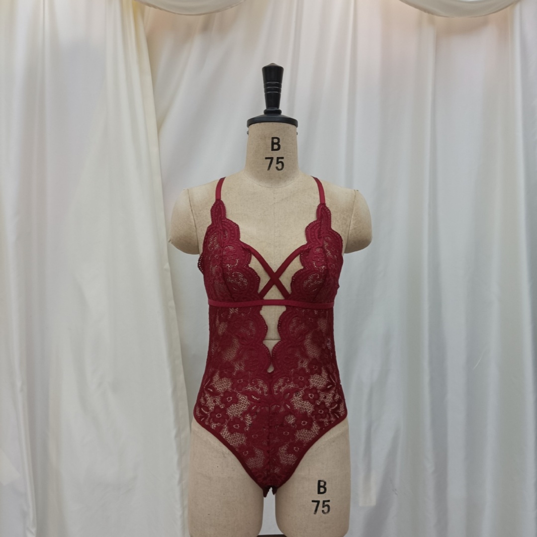Sexy lace cutout backless underwear, deep V halter lace romantic underwear, lace slimming one-piece lace underwear Application Scenario