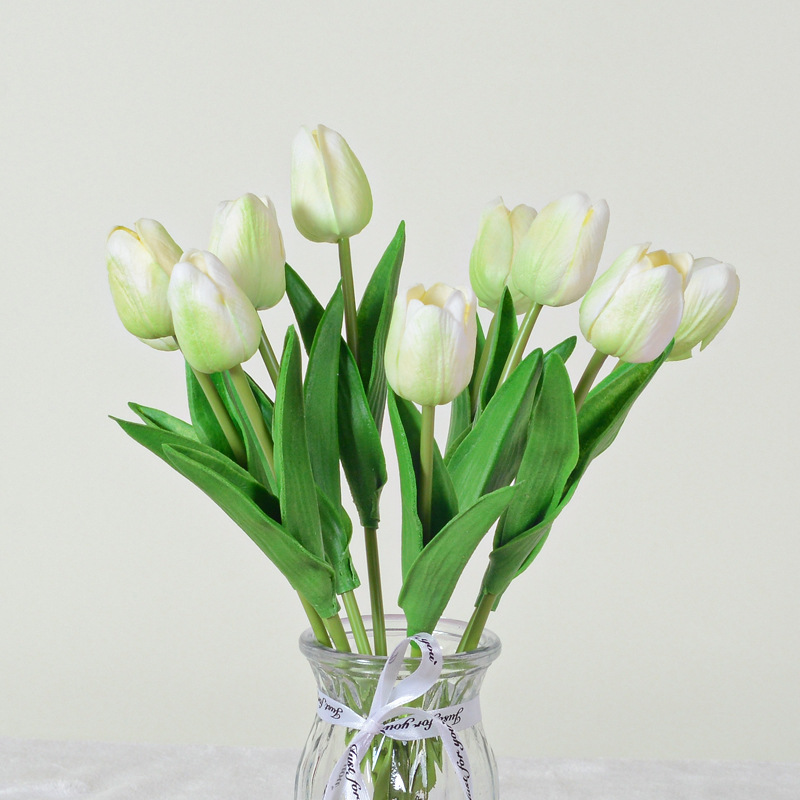 mini pu tulip artificial flower fake flower decoration wedding hotel home photographic ornaments cross-border factory wholesale Application Scenario