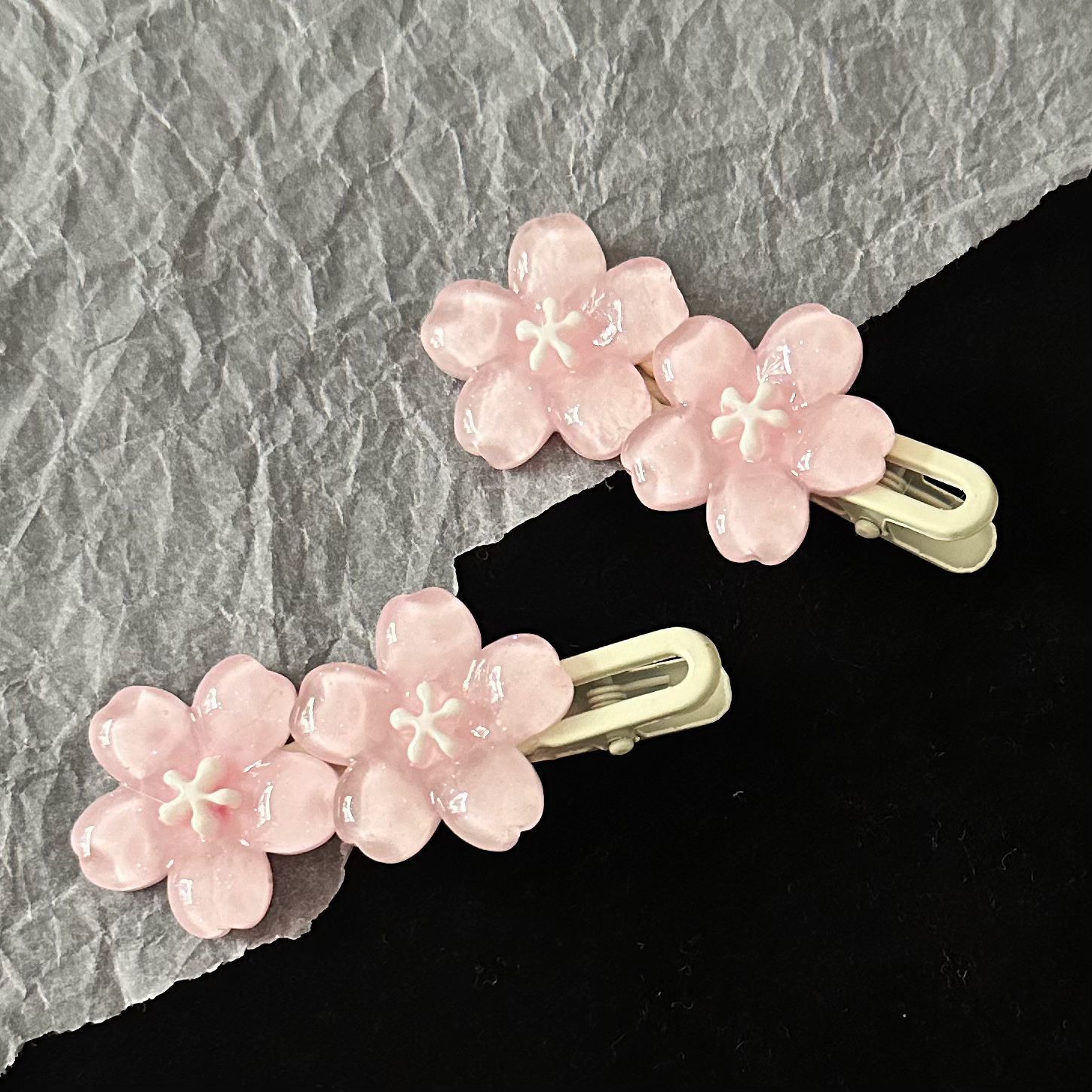 romantic pink cherry blossom barrettes good-looking sweet high sense girl bangs side hairpin accessories hair accessories wholesale Application Scenario