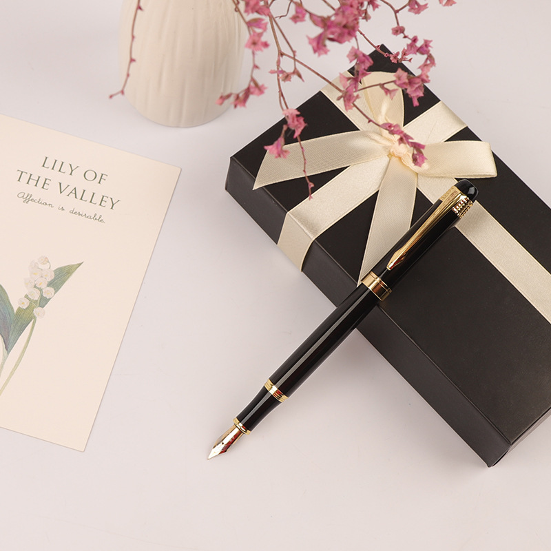 teacher's day graduation gift pen gift set gift carbon-free ink business activity calligraphy practice student pen Application Scenario