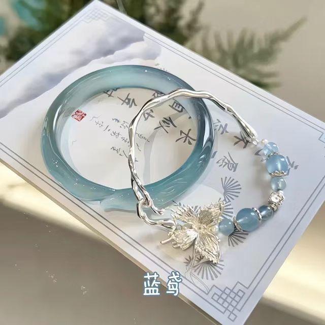 new chinese style fox bracelet safety lock tassel bracelet female niche popular bracelet ancient style cold bracelet Application Scenario