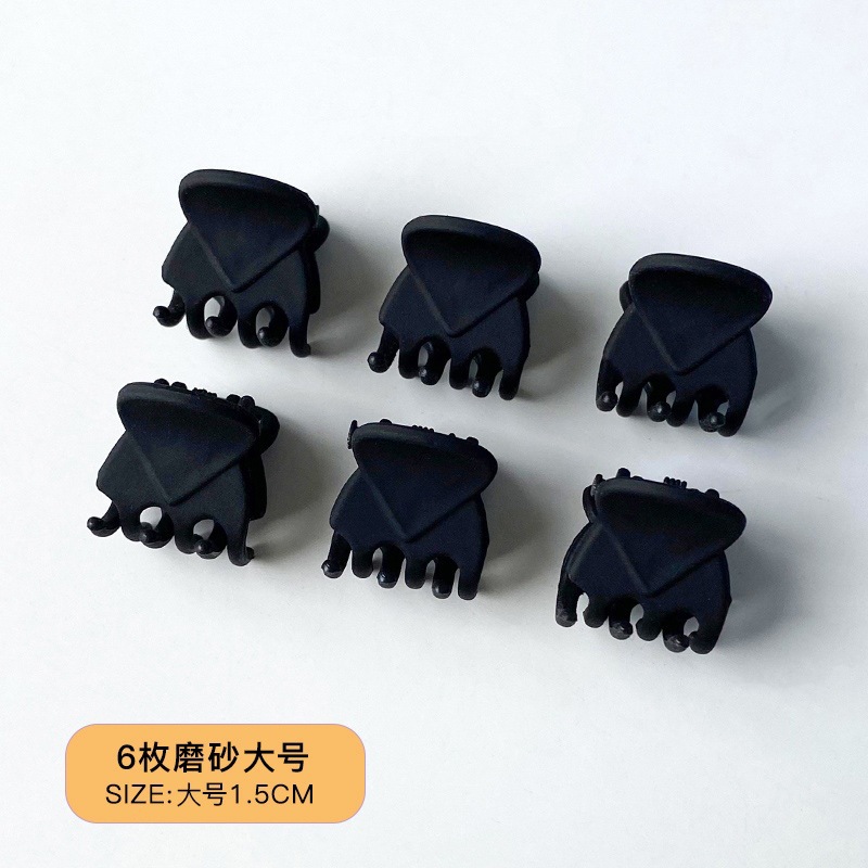 mini black small jaw clip female small size hair claws princess hairstyle cropped hair clip plastic hair clip simple hairware Application Scenario