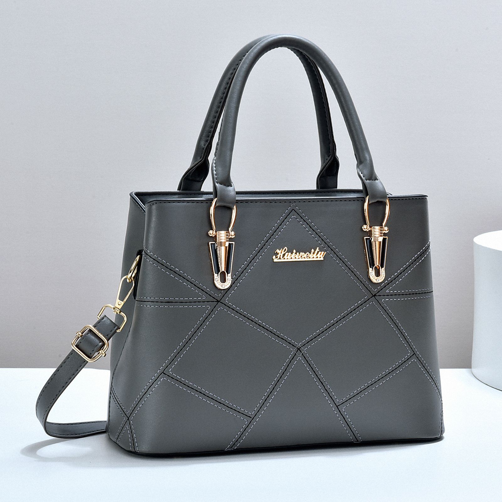 large capacity handbag handbag classic women's bag shoulder messenger bag fashion high sense bag bags Specification drawing