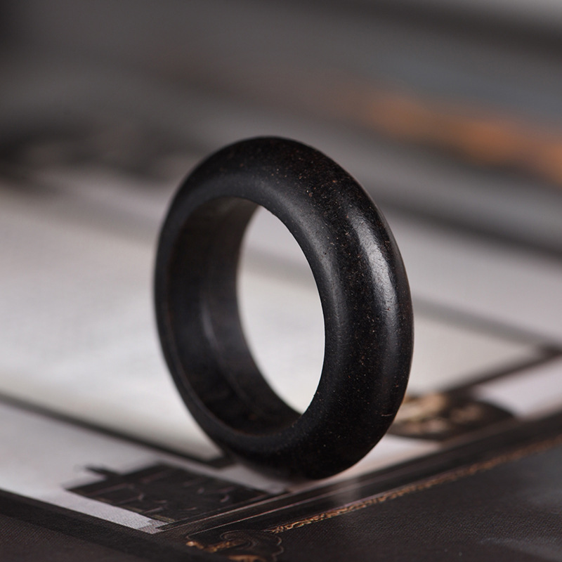 wooden ring rings ring flexible ring classical couple couple rings fashion trendy jewelry rosewood hand ring men's and women's jewelry details Picture