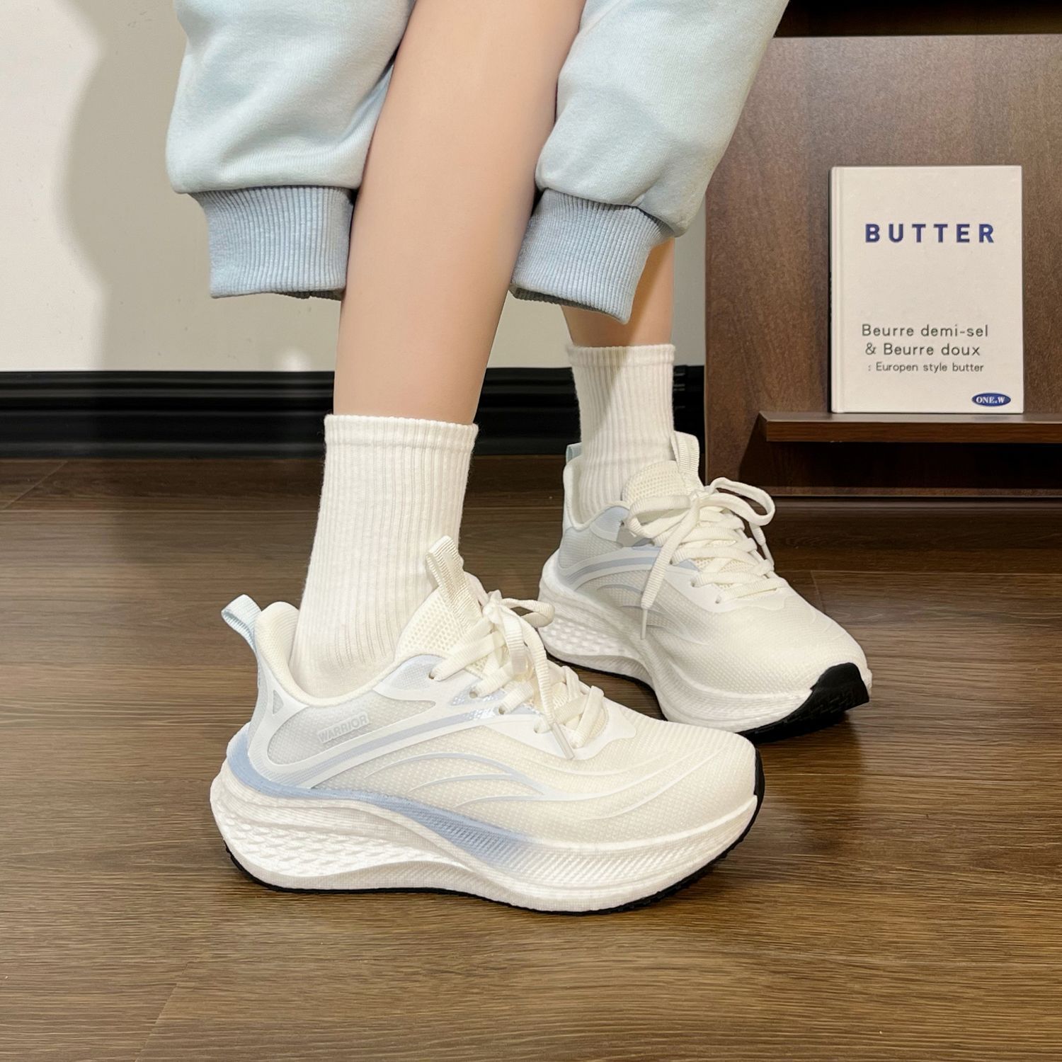 warrior carbon plate physical examination running shoes for high school entrance exam popcorn bottom shockproof breathable running shoes student sneakers Item Picture