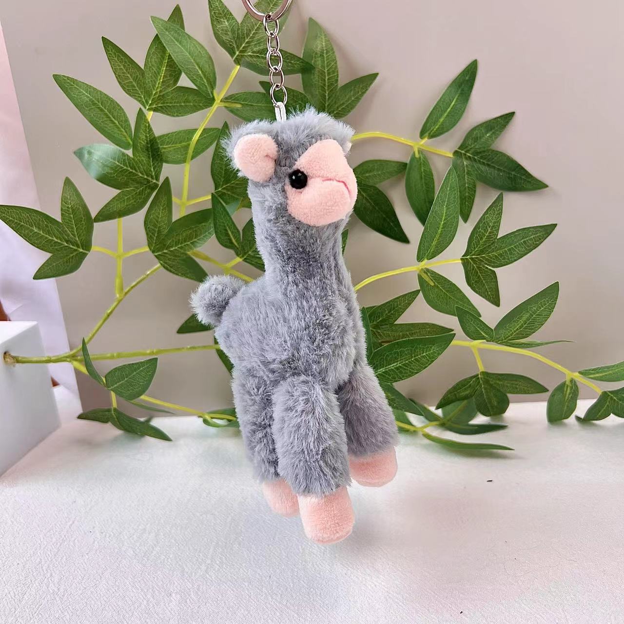 Cross-border customized cute and popular alpaca pendants, plush toys, figurines, mini keychains, cartoon schoolbags Application Scenario
