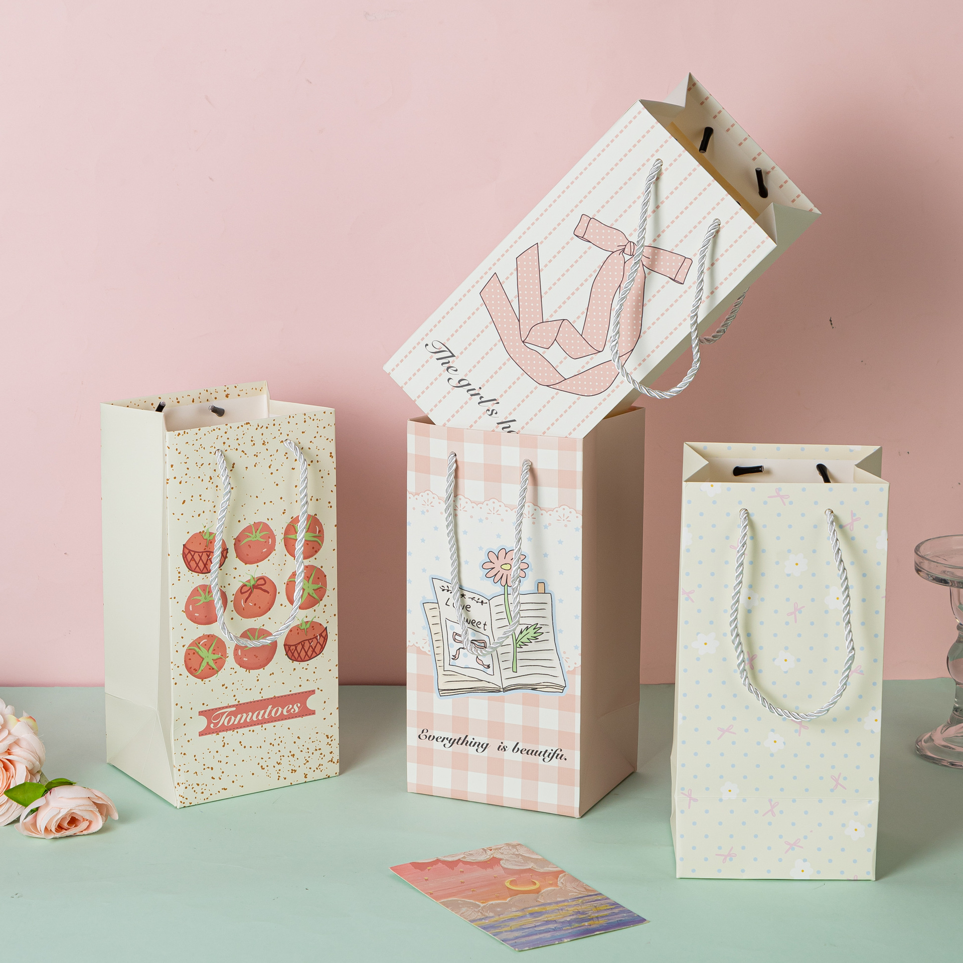 cute cartoon good-looking cup storage paper bag gift packaging hand gift return handbag thickened gift bag Item Picture