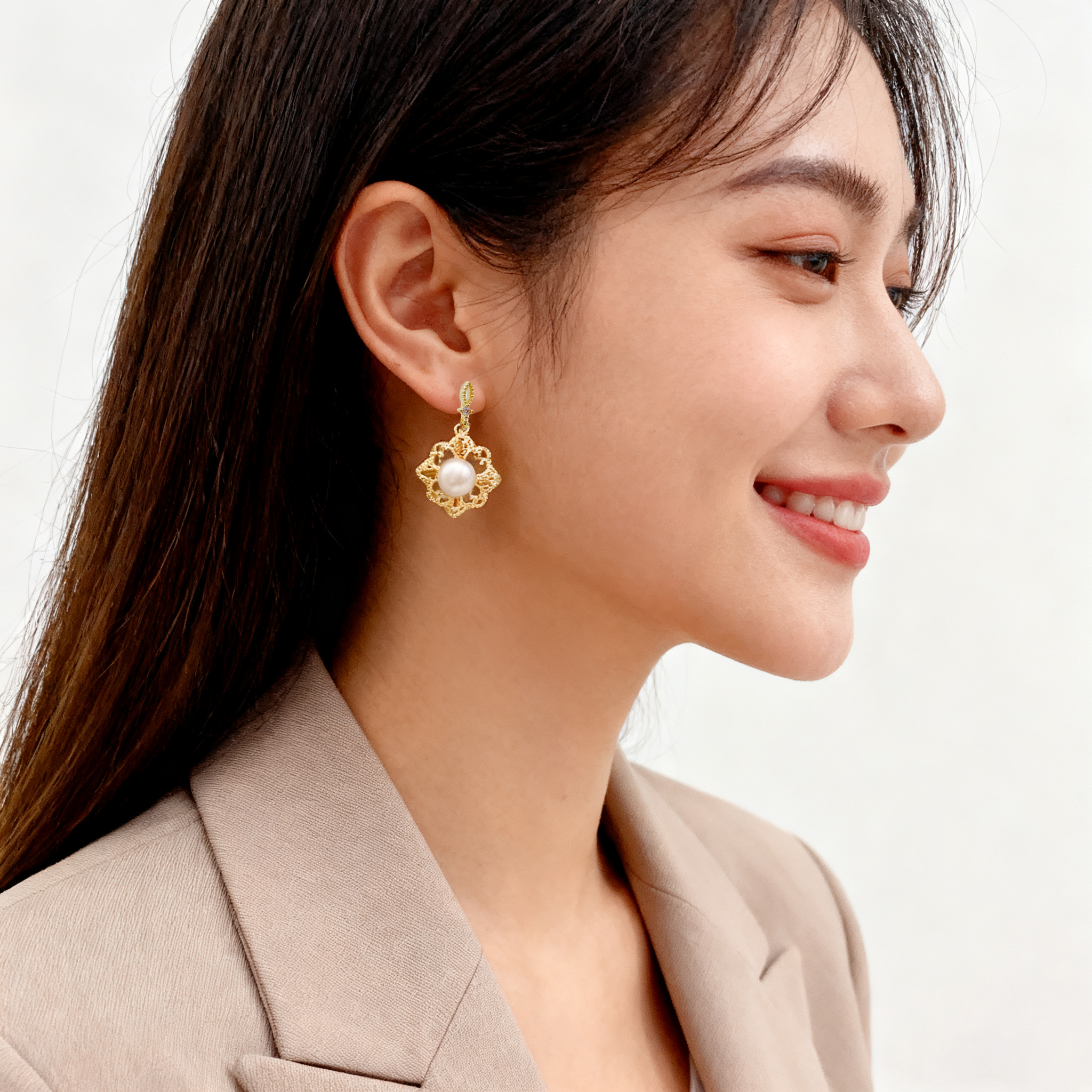 Long and elegant stud earrings for women Application Scenario