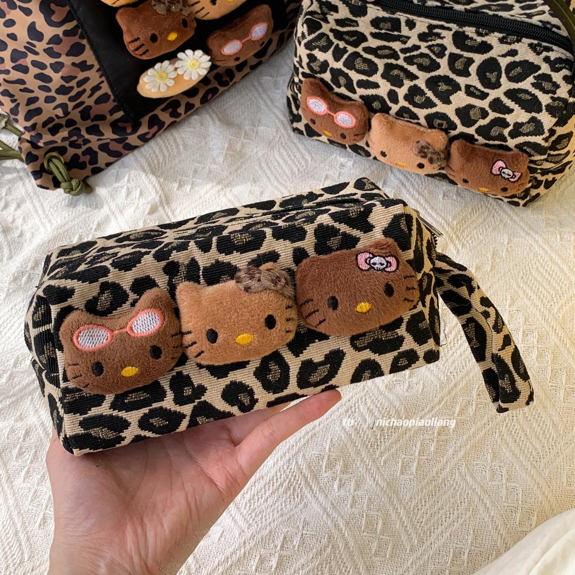 good-looking popular leopard print black leather kt portable cosmetic bag travel wash large capacity storage bag carry-on bag full figure