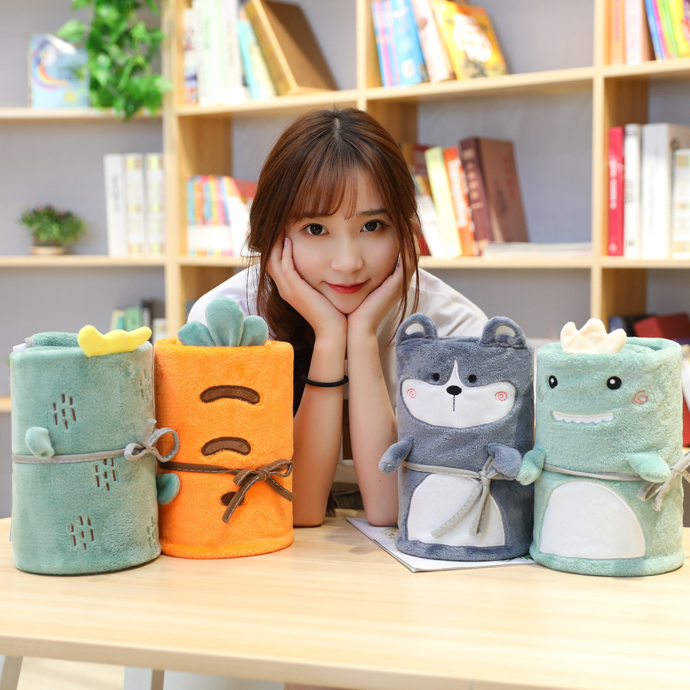 [strict selection] cartoon roll carpet coral fleece blanket wholesale pet blanket air conditioning blanket children nap blanket cover blanket details Picture