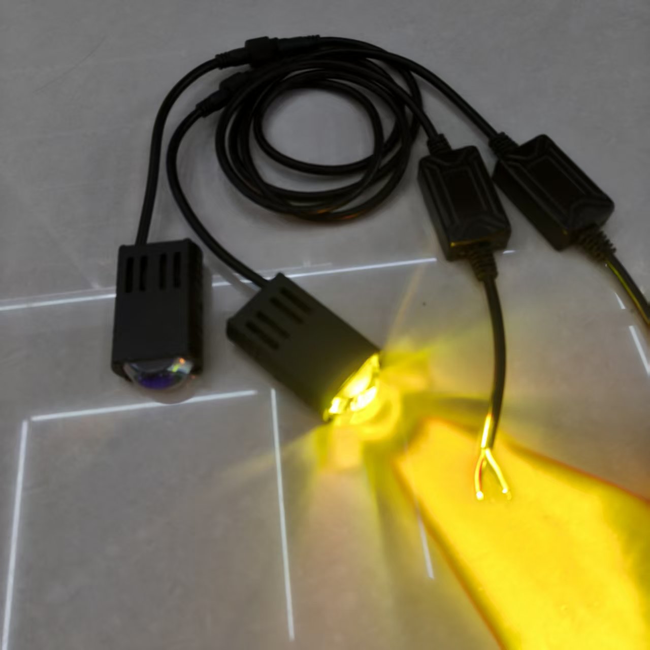 LED laser cannon, hidden car grille spotlights, strong yellow and white dual-color headlights for trucks and off-road vehicles, roof lights Item Picture