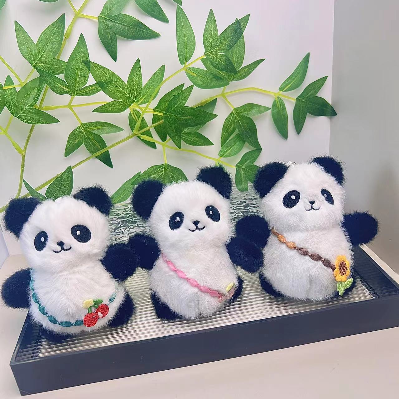 Cute and adorable little panda pendant, plush toy, Sichuan giant panda doll, bag, pendant, doll, keychain, doll