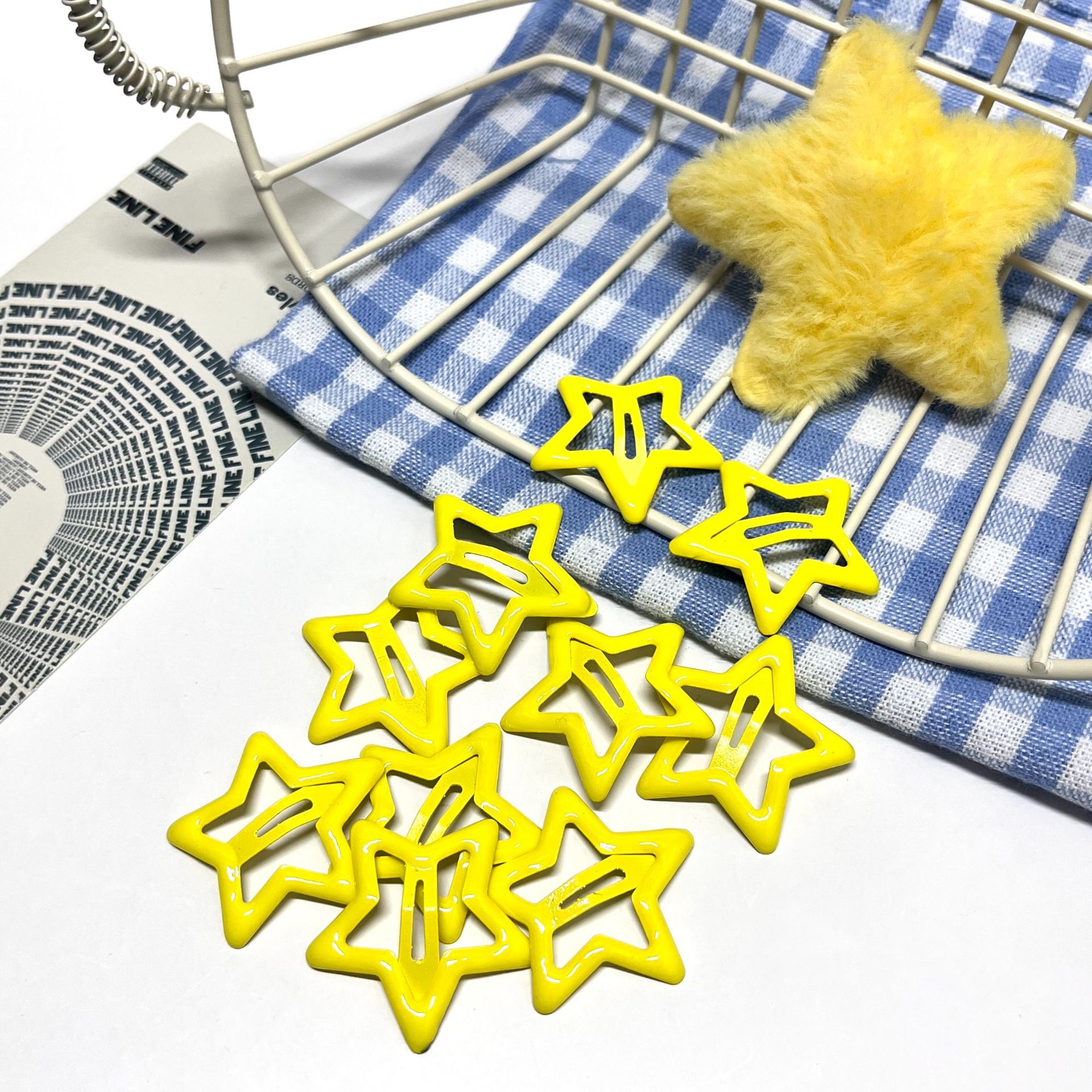 manufacturer direct wholesale children's y2g solid color dopamine star hairpin pentagram hairpin bang clip bb clip hairpin Specification drawing