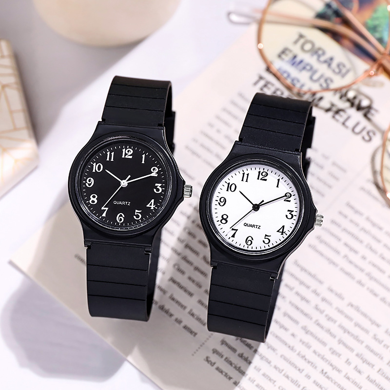 fashion primary and secondary school student watch mute pointer children's watch drop-resistant new quartz watch cross-border supply wholesale full figure