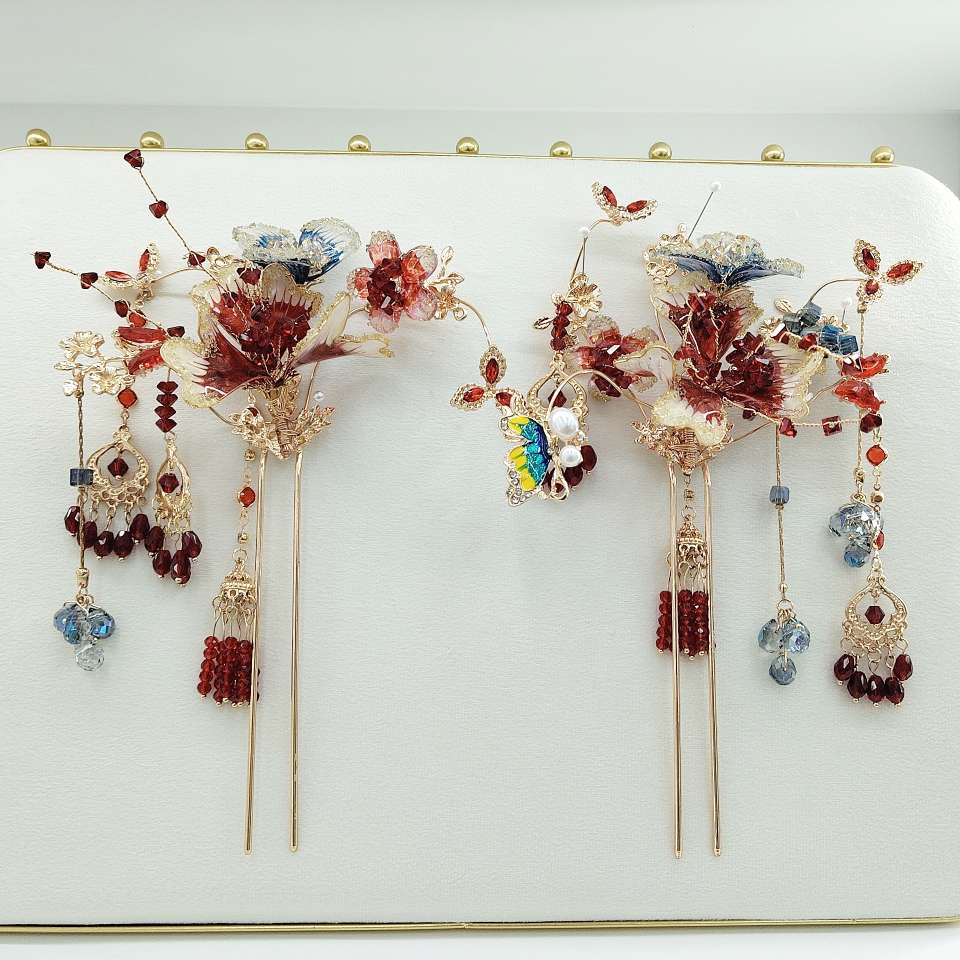 Red gold tassel hairpin for wedding: A perfect match for both Hanfu and Xiuhe, the ultimate choice for brides details Picture