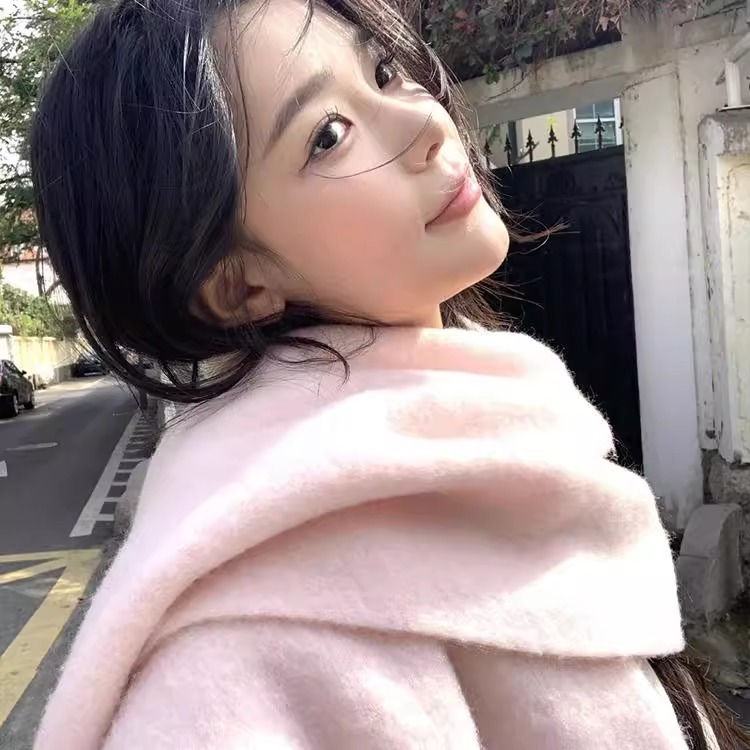 light pink soft glutinous fluffy solid color scarf women's autumn and winter thickened cashmere shawl korean warm scarf all-matching Application Scenario
