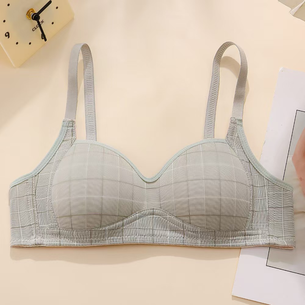 The latest checkered underwear without steel rings, thin and seamless, comfortable and sexy bra in stock for export to Europe, America and Africa Application Scenario