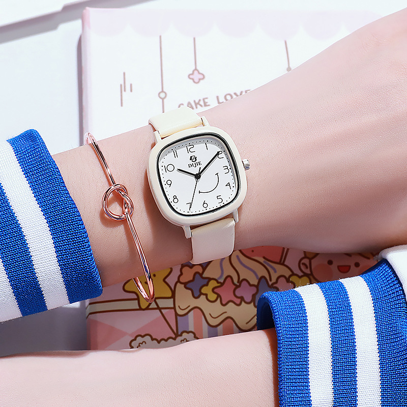 children's watch girls square special-interest design primary school students junior and middle school students girls only look at the time mute exam table Specification drawing