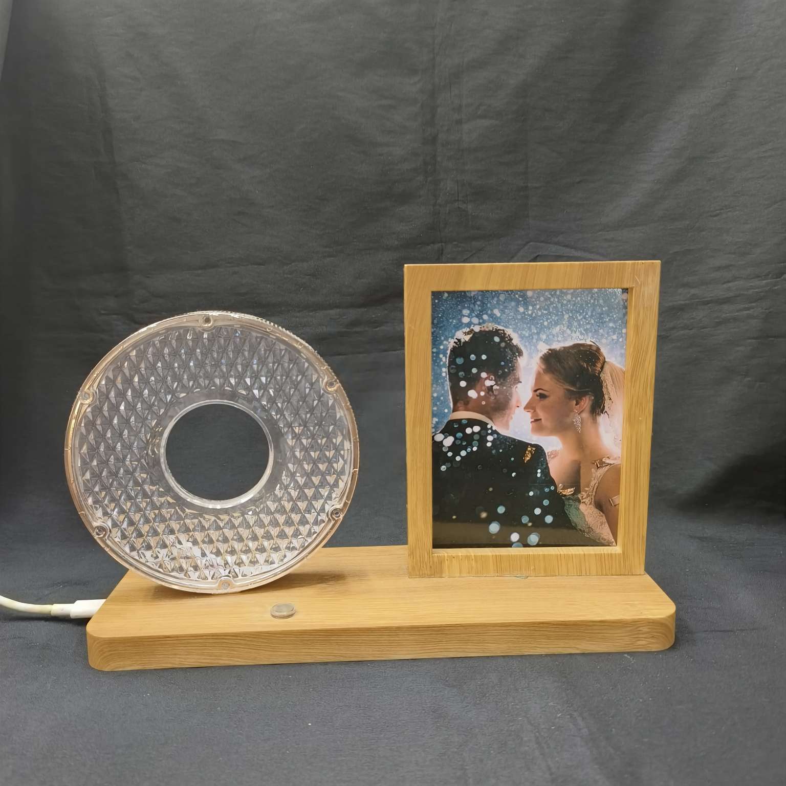 带灯相框 密度板相框 台灯相框处理相框 定制相框 相框镜子 塑料相框  相框厂里带灯相框 密度板相框 台灯相框处理相框 