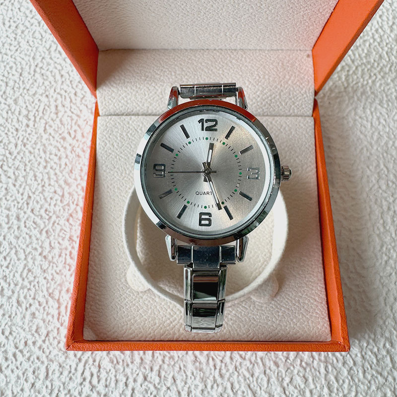 elastic stainless steel men's and women's elegant round watch fashion simple trend men's and women's quartz watches bracelet chain watch full figure