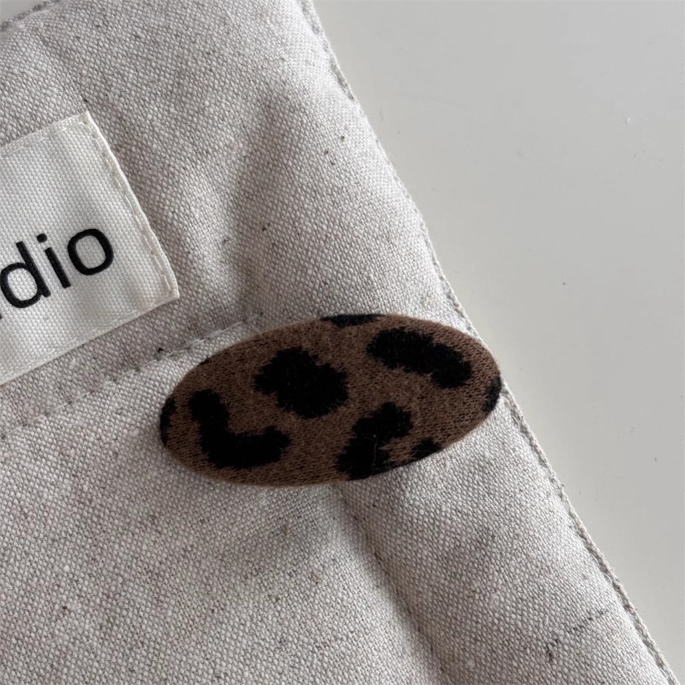 autumn and winter velvet leopard print hair grip female 2024 new high sense large shark clip temperament hair clip headdress Specification drawing