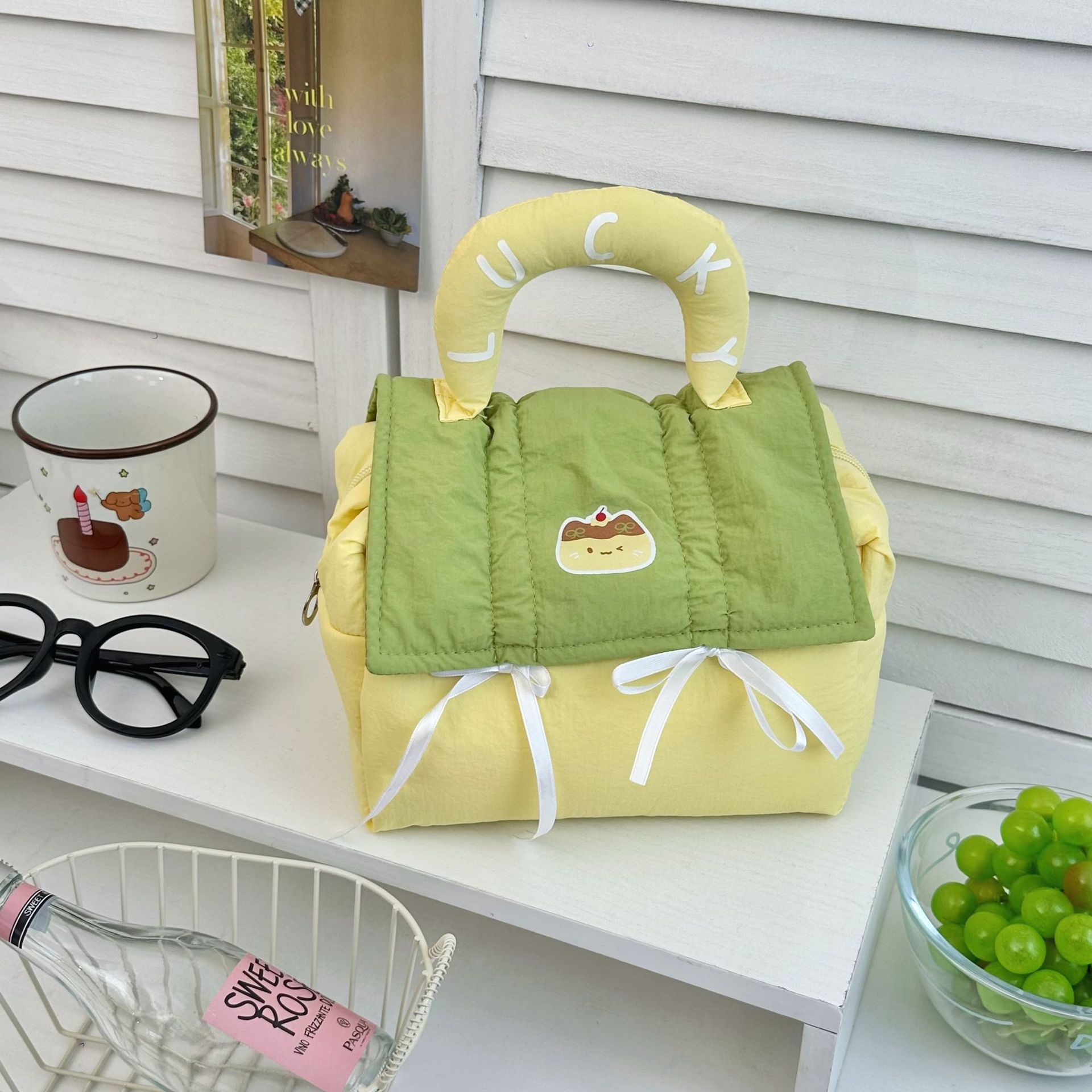 cute house skin care products buggy bag women's large capacity cosmetic bag portable travel wash organizing storage bag Specification drawing
